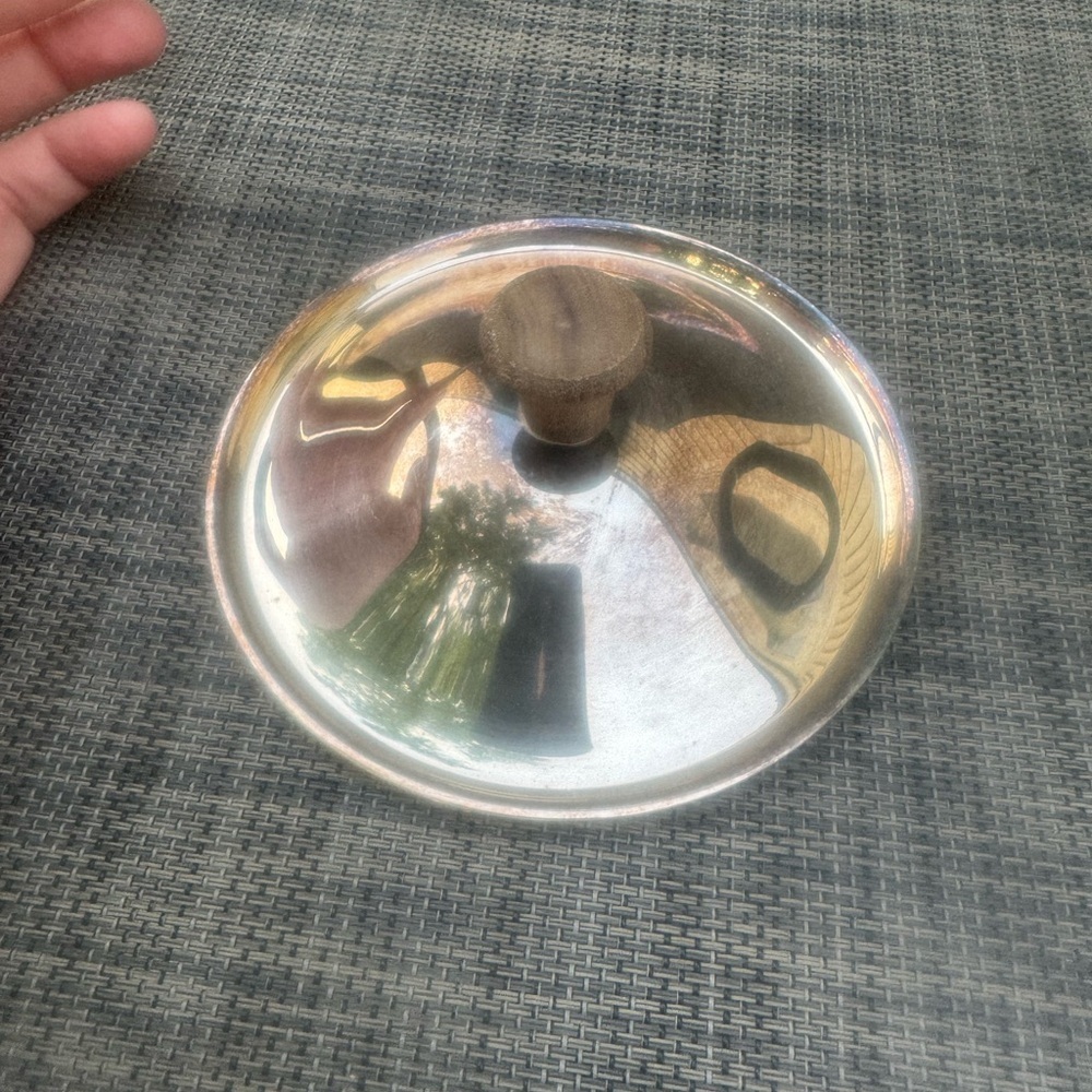 Vintage Antique Oneida Paul Revere Silver Plated Lid